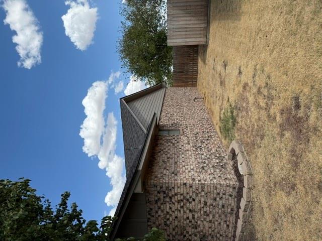 620 Taft Street Property Photo 4
