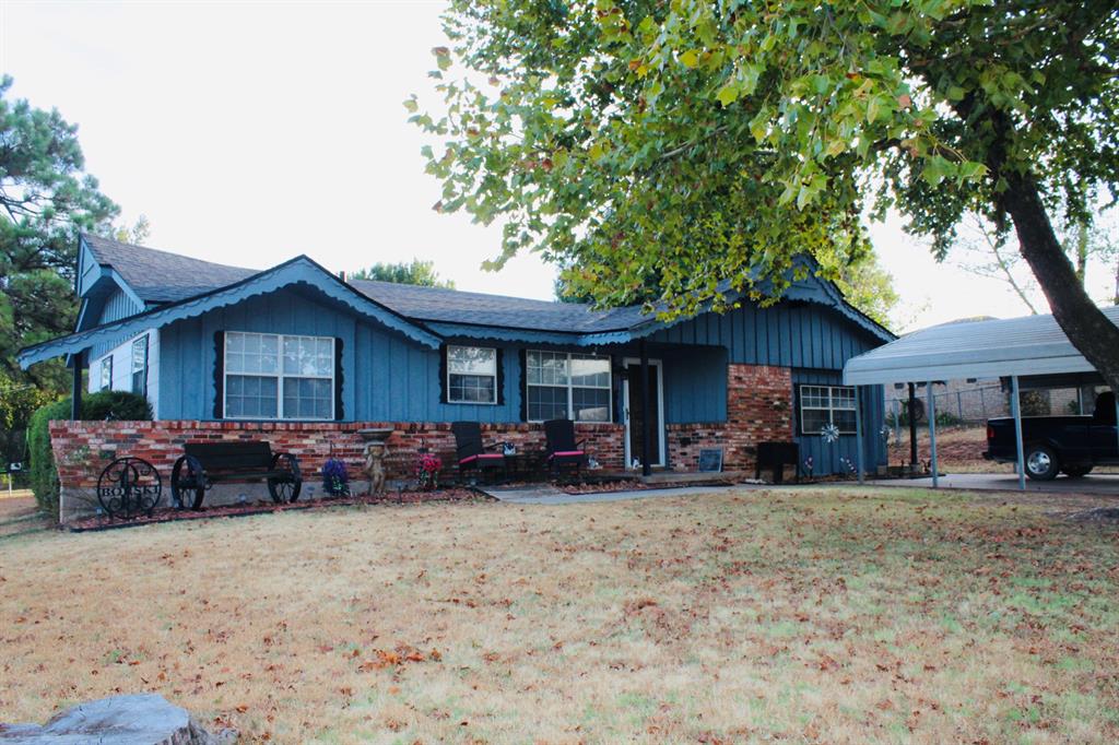408 English Drive Property Photo 1