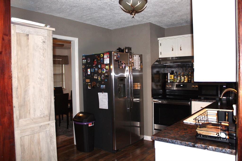 408 English Drive Property Photo 11