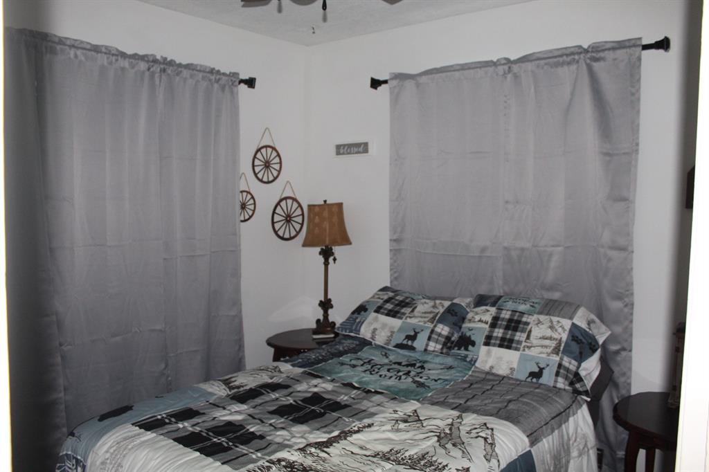 408 English Drive Property Photo 23
