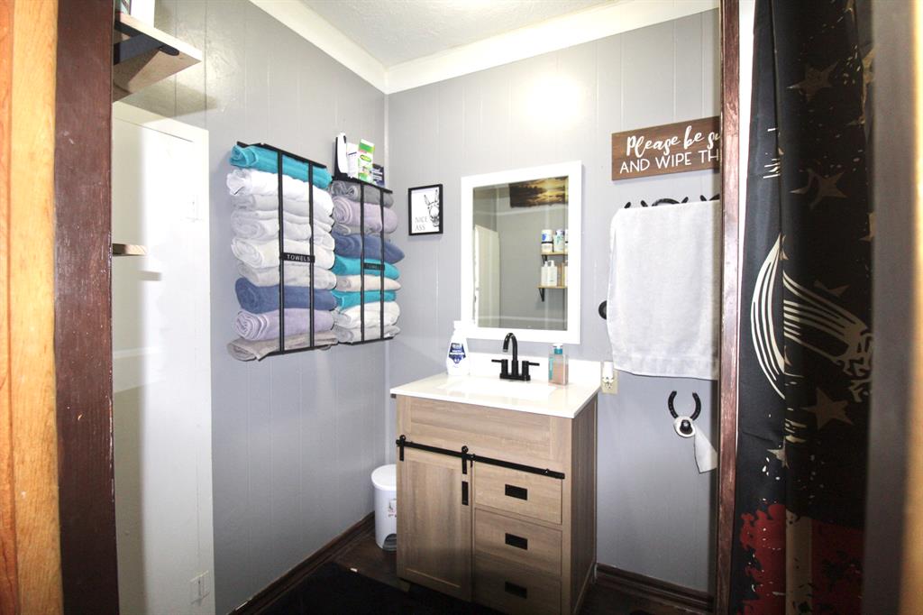 408 English Drive Property Photo 31