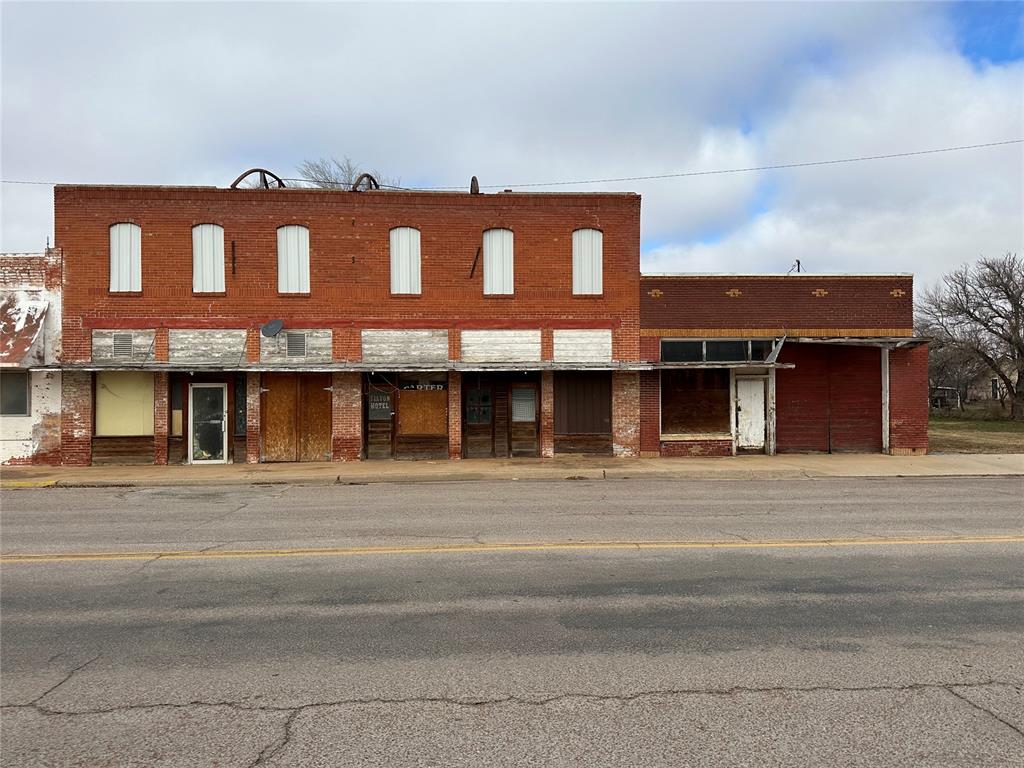 107 E Main Street Property Photo 5