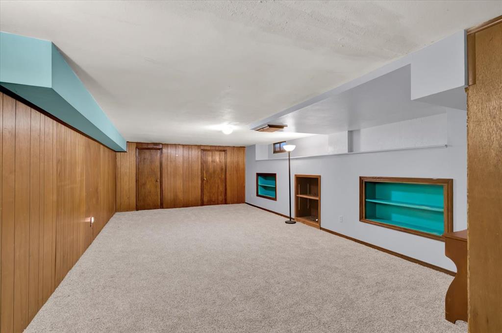 412 S Carol Street Property Photo 41