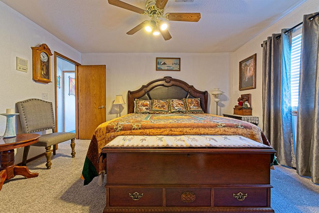 1901 S Broadway Property Photo 29