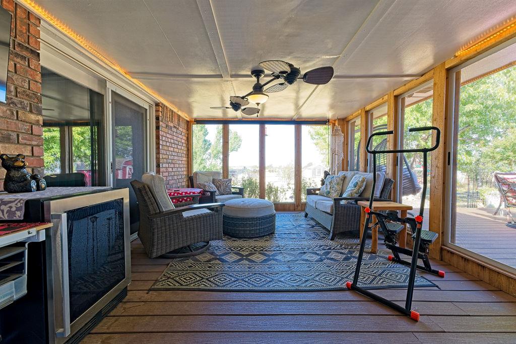 1901 S Broadway Property Photo 35