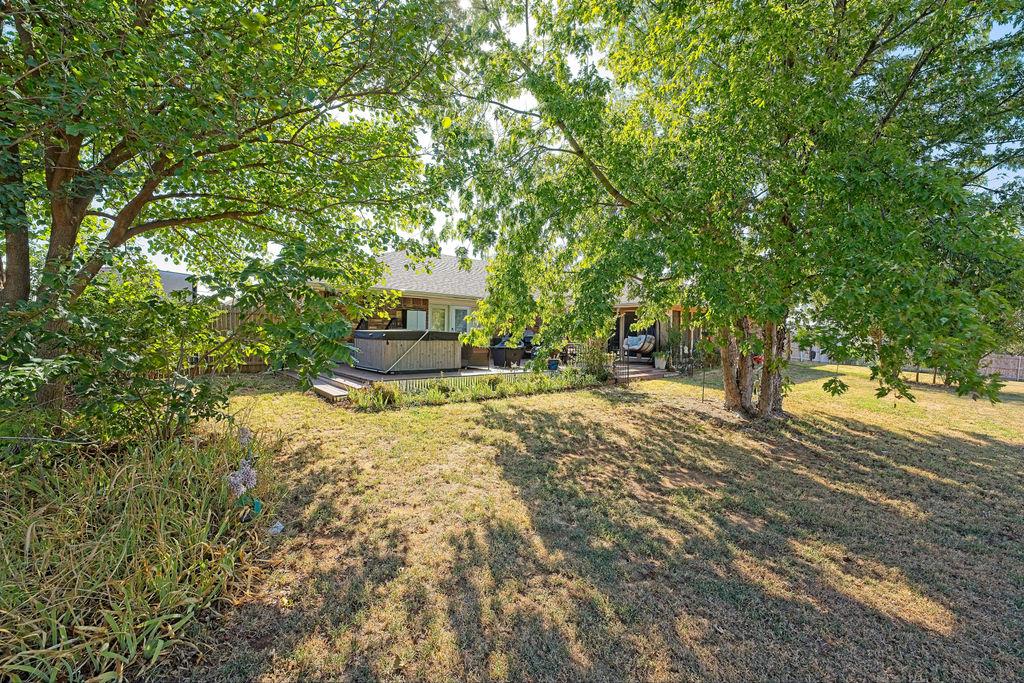 1901 S Broadway Property Photo 41
