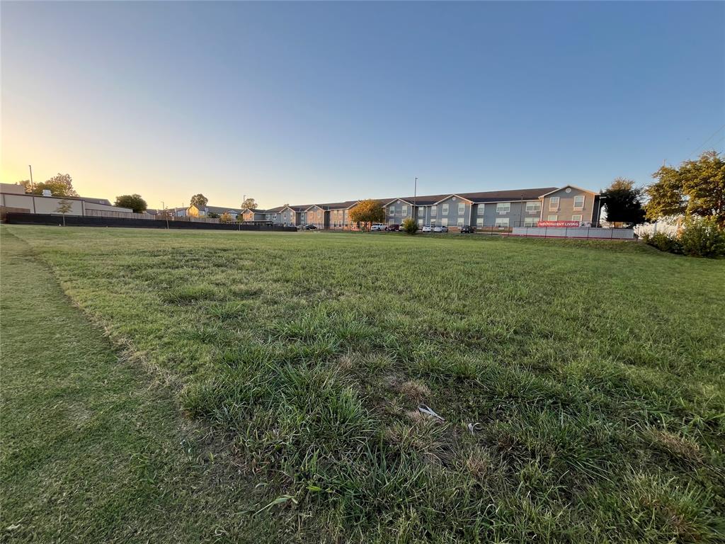 12515 N Pennsylvania Avenue Property Photo 9