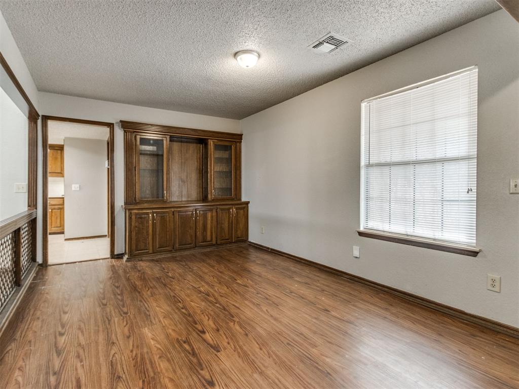 10417 Casa Linda Property Photo 4