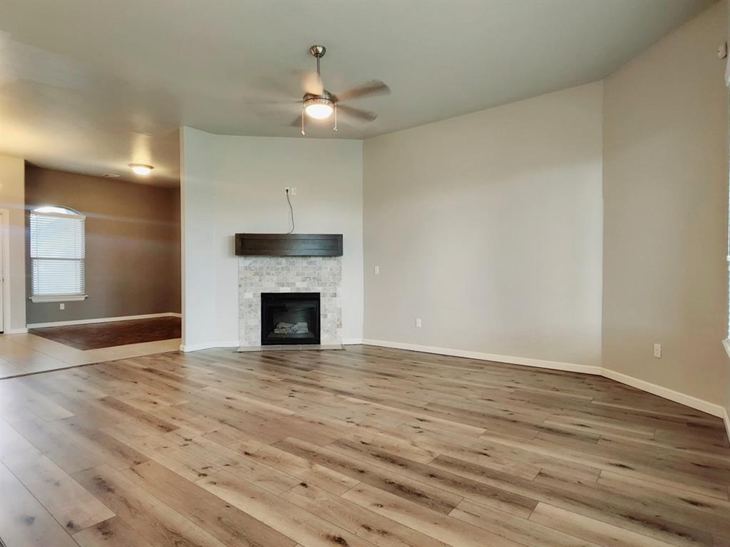 11309 Nw 104th Street Property Photo 4