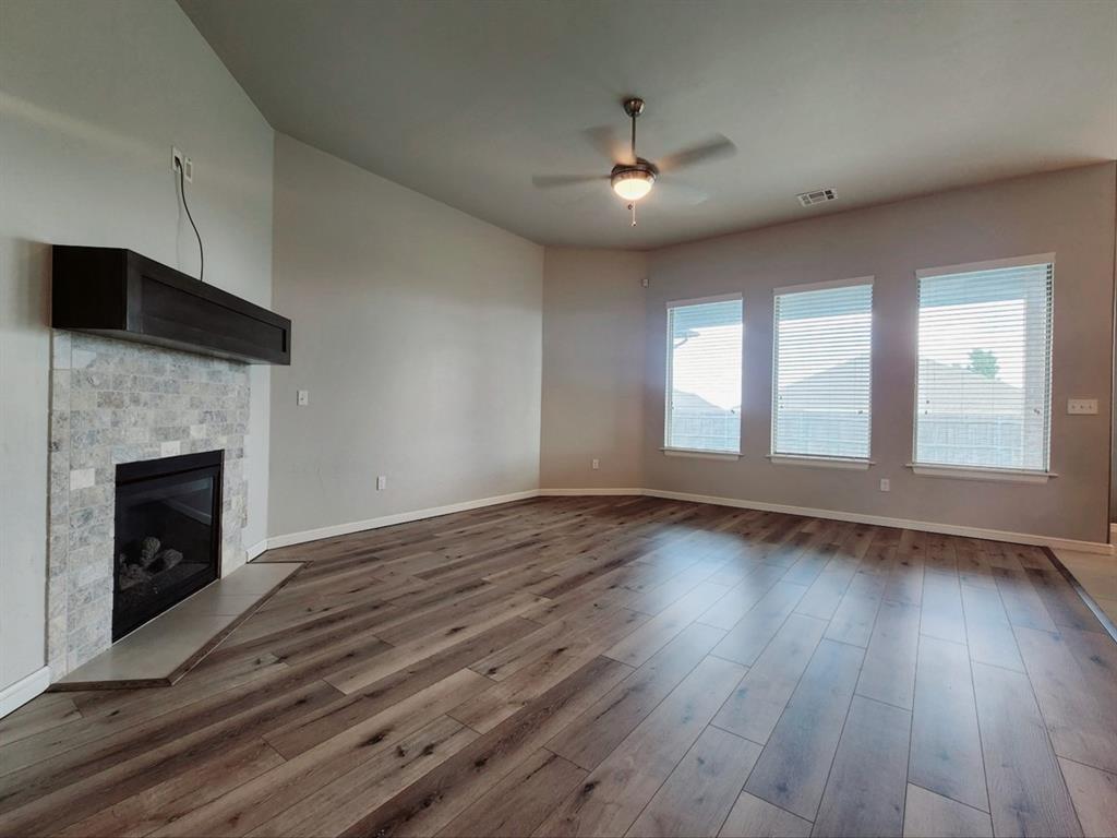 11309 Nw 104th Street Property Photo 5