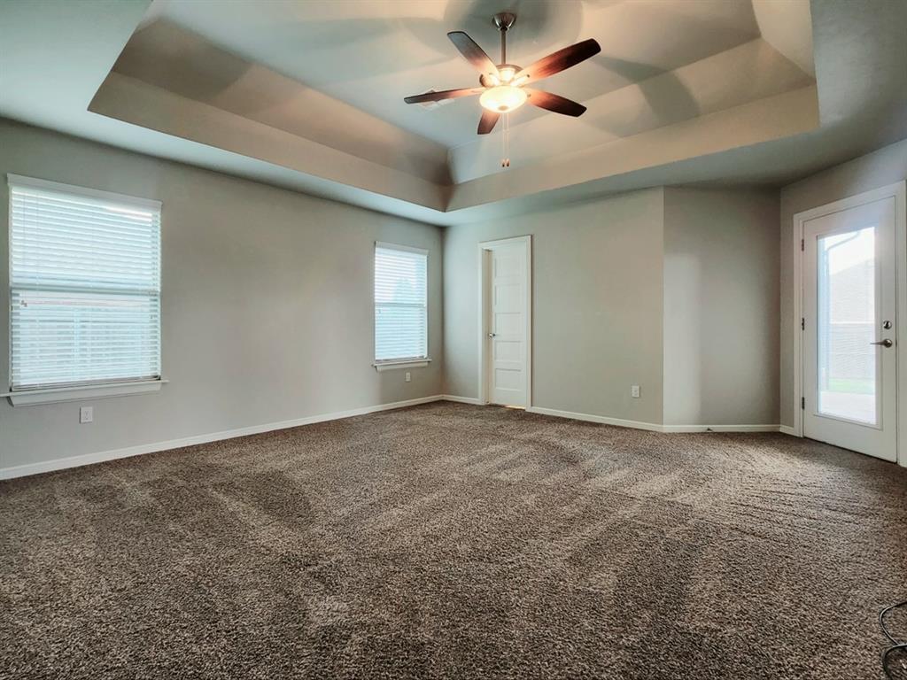 11309 Nw 104th Street Property Photo 7