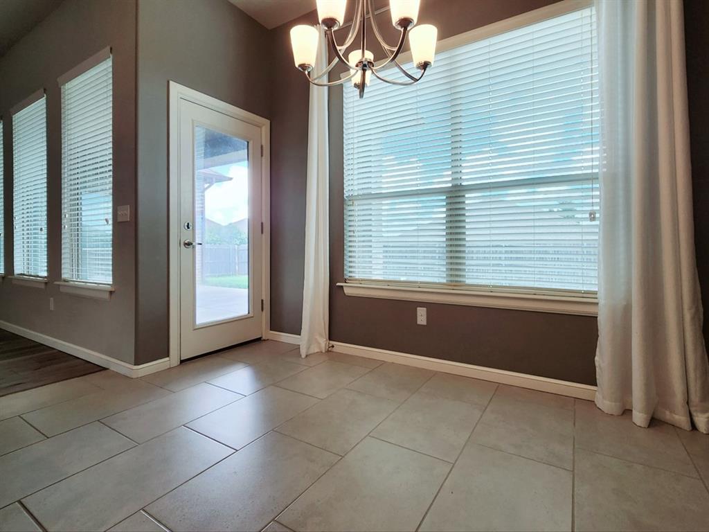 11309 Nw 104th Street Property Photo 19