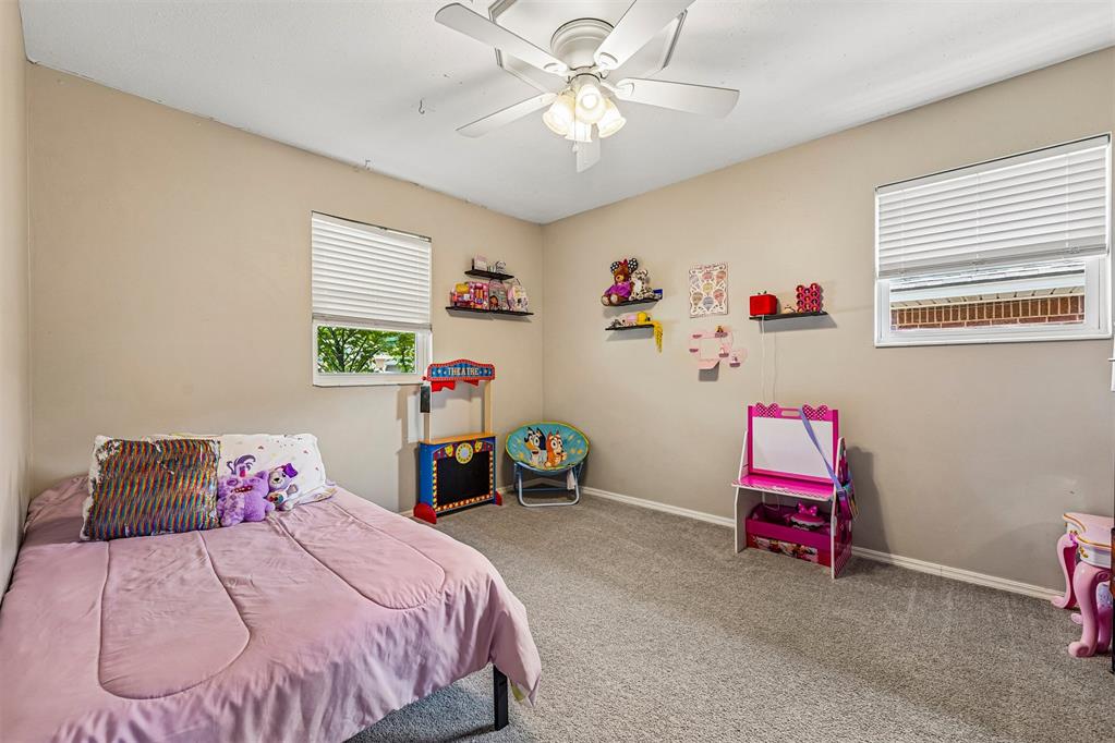 208 E 30th Street Property Photo 14