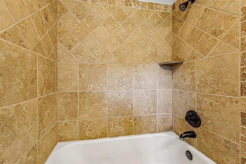 208 E 30th Street Property Photo 19