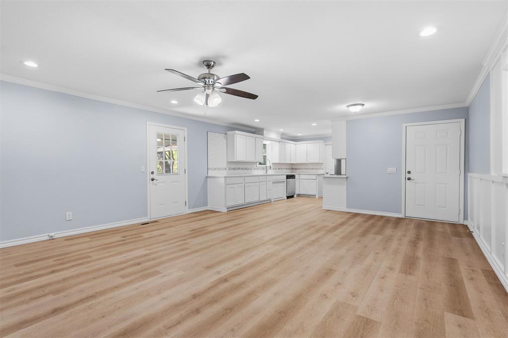 28121 Airline Road Property Photo 6