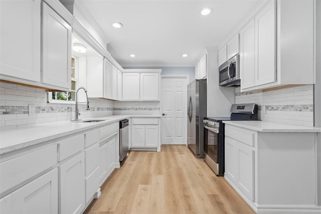 28121 Airline Road Property Photo 10
