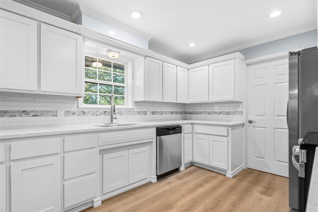 28121 Airline Road Property Photo 11