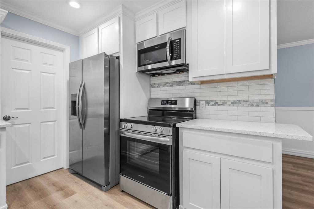 28121 Airline Road Property Photo 12