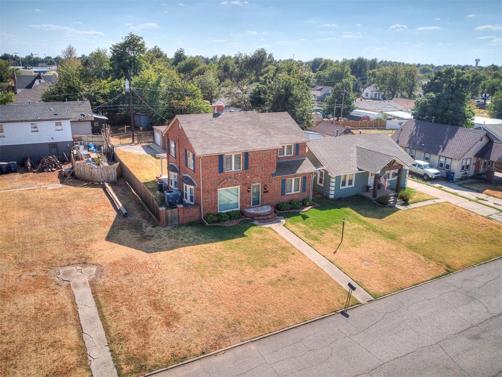 1103 W Wade Street Property Photo 46