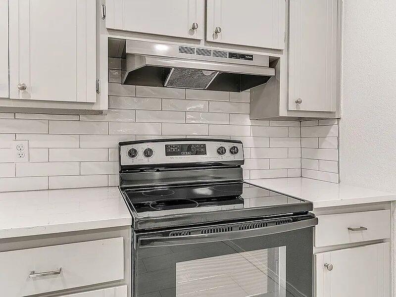 800 Nw 113th Street Property Photo 16