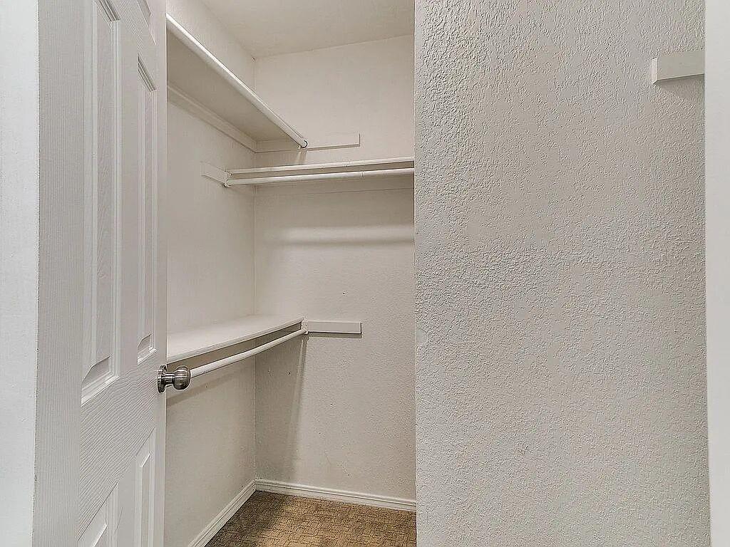 800 Nw 113th Street Property Photo 34
