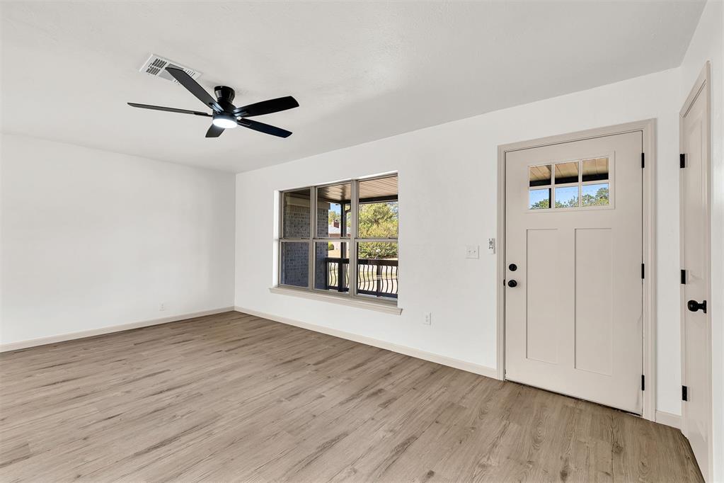 703 Thompson Drive Property Photo 19