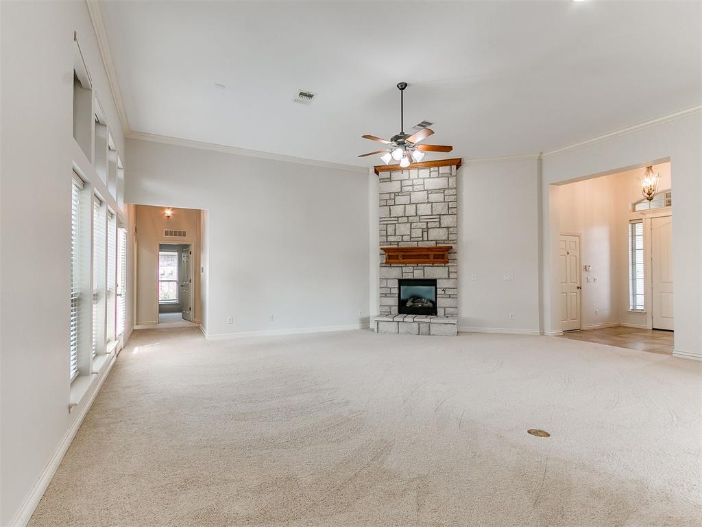 4100 Queensbury Court Property Photo 15