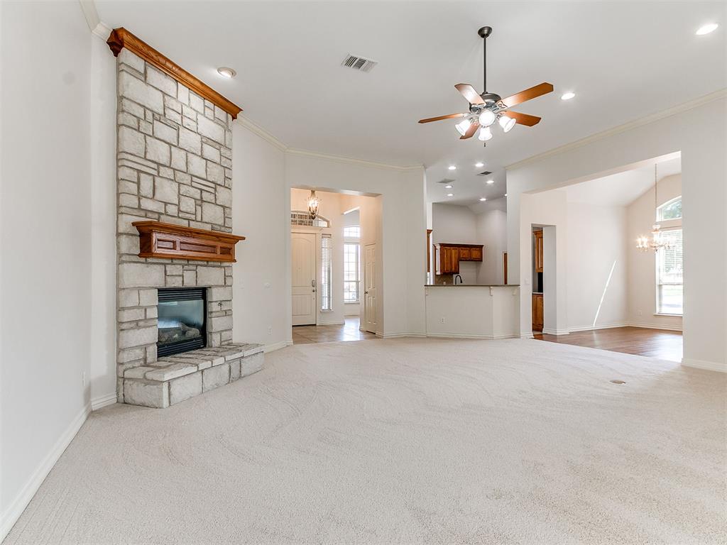 4100 Queensbury Court Property Photo 16