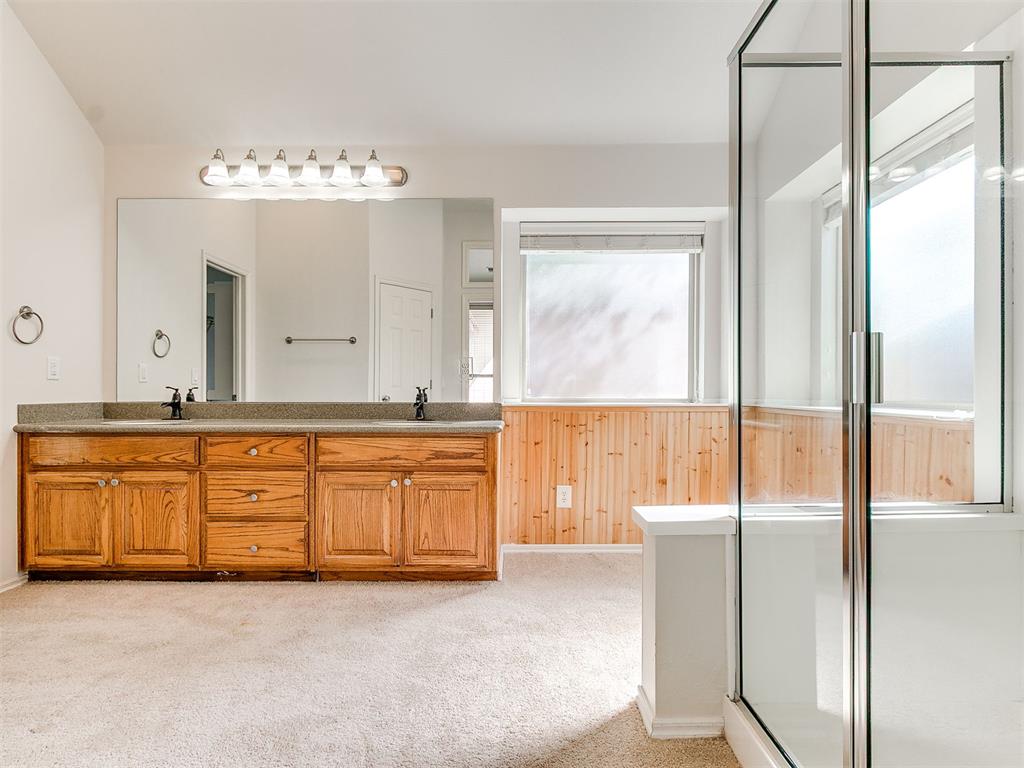 4100 Queensbury Court Property Photo 19