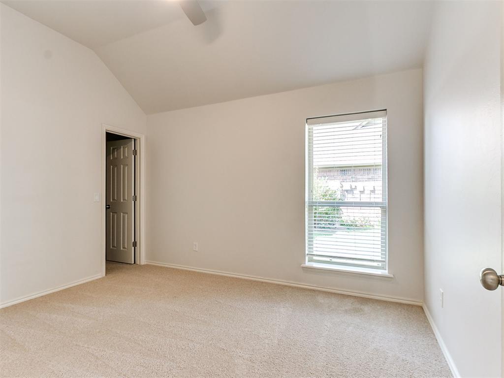 4100 Queensbury Court Property Photo 23