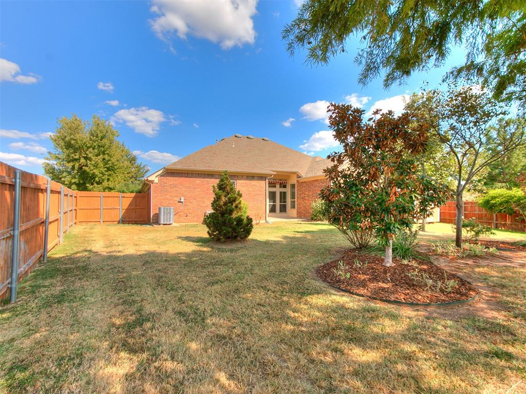 4100 Queensbury Court Property Photo 29