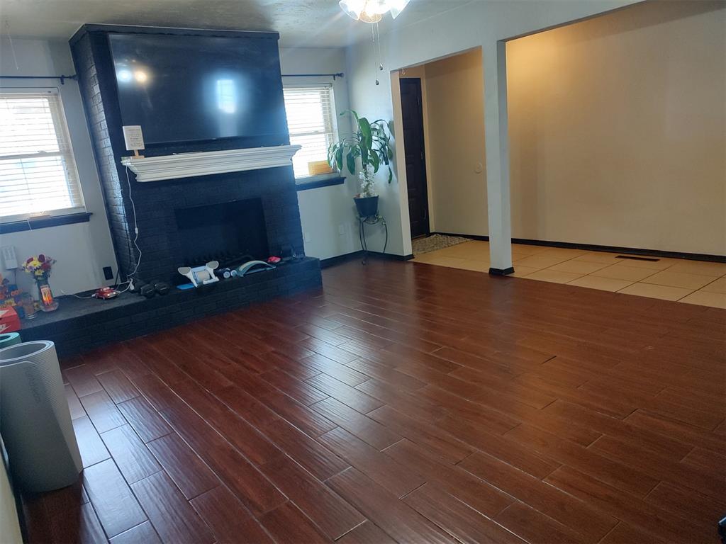 1625 Sw 70th Street Property Photo 2