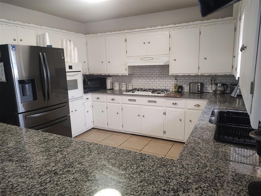 1625 Sw 70th Street Property Photo 4