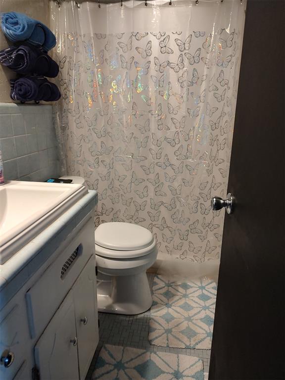 1625 Sw 70th Street Property Photo 8