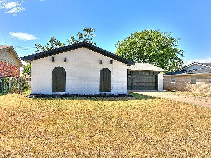 10917 N Mckinley Avenue Property Photo 5