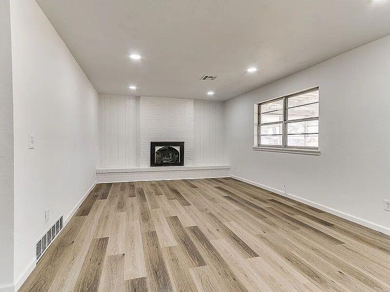 10917 N Mckinley Avenue Property Photo 15