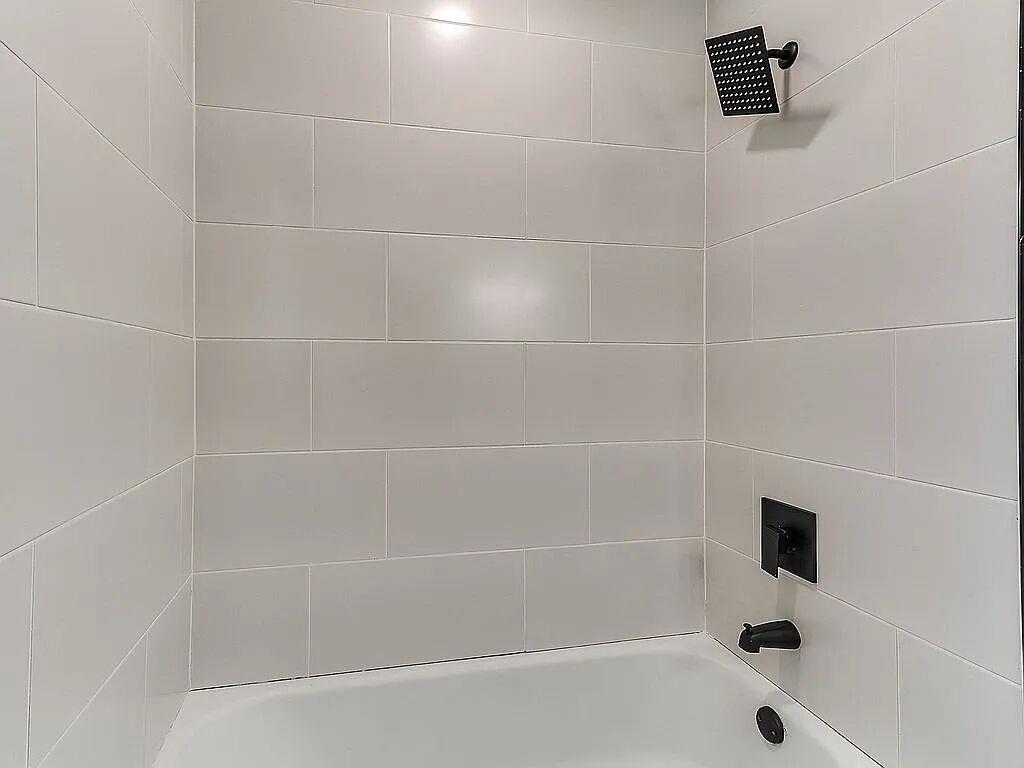 10917 N Mckinley Avenue Property Photo 28