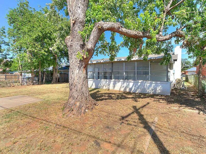 10917 N Mckinley Avenue Property Photo 42