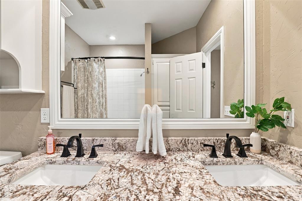13728 Kirkland Ridge Property Photo 28