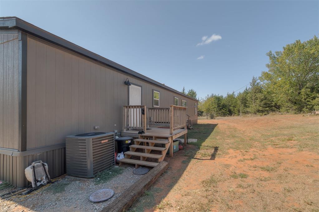 333846 E 990 Road Property Photo 38
