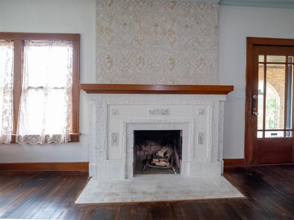 610 S Hoff Avenue Property Photo 16