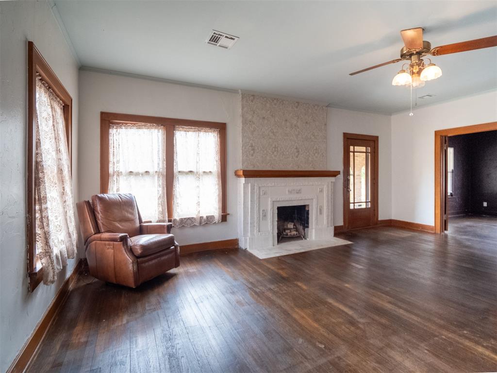 610 S Hoff Avenue Property Photo 17