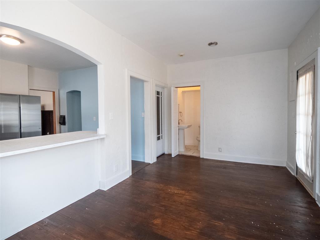 610 S Hoff Avenue Property Photo 37