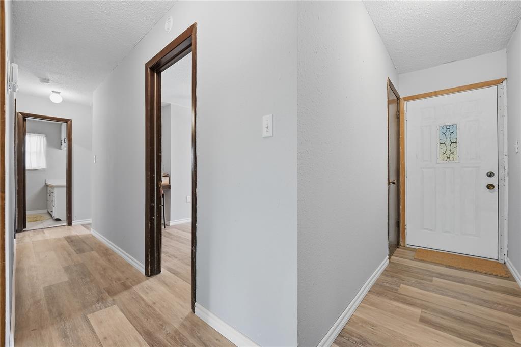 14964 Ne 71st Street Property Photo 3