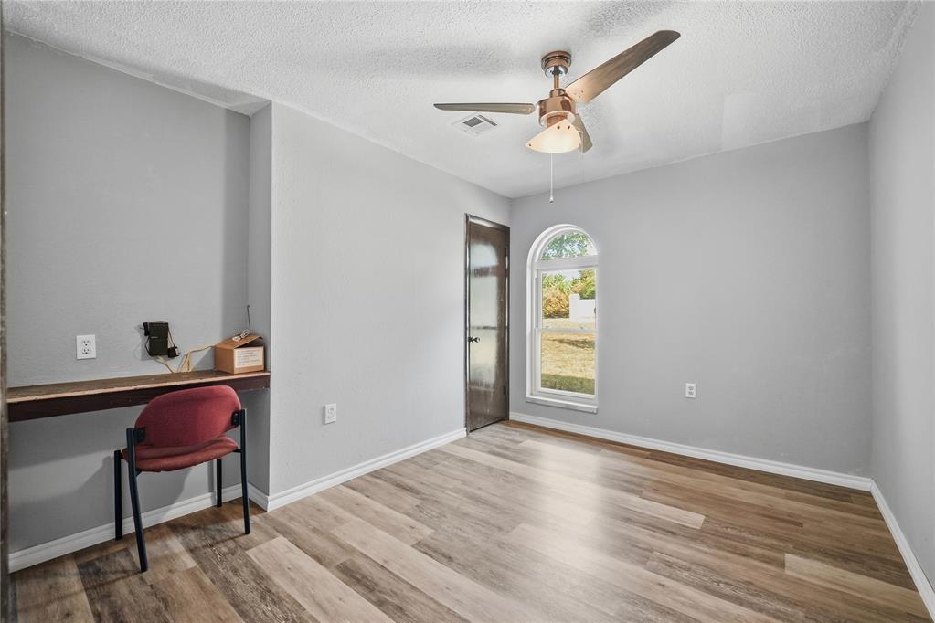 14964 Ne 71st Street Property Photo 4