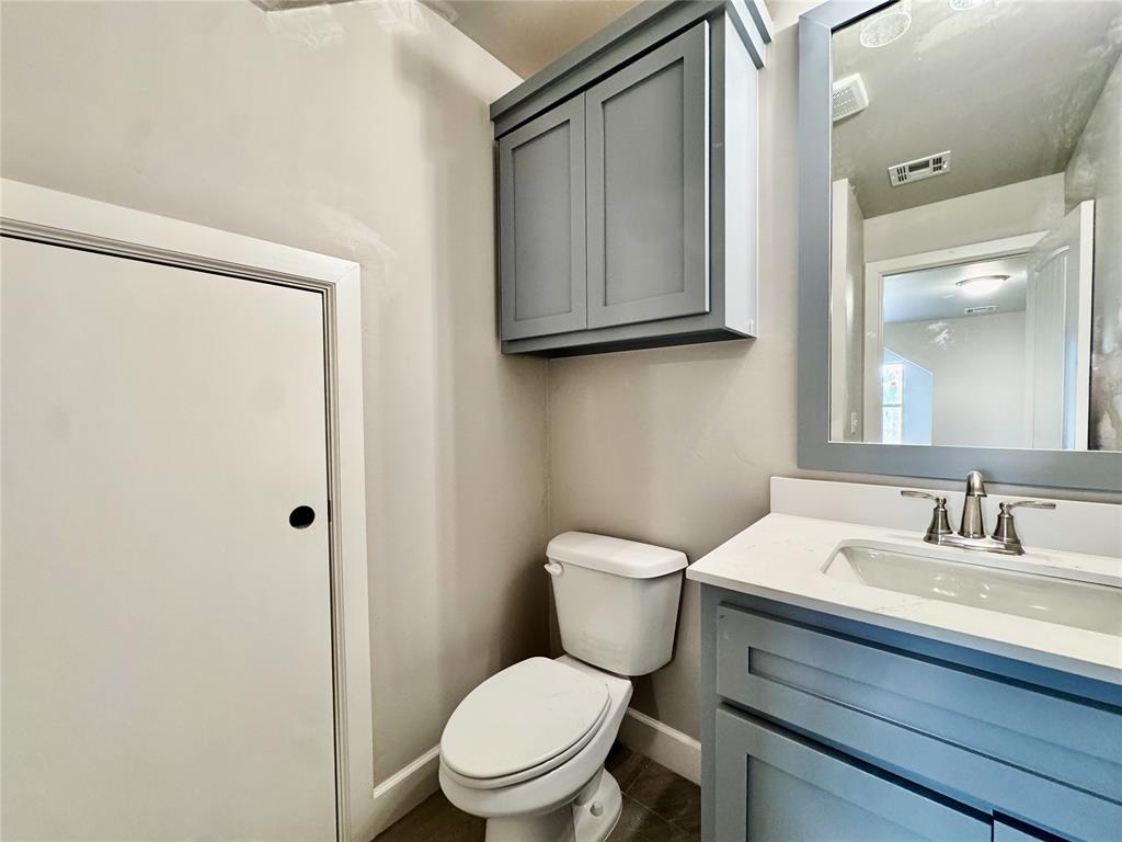 707 Florence Terrace Property Photo 14