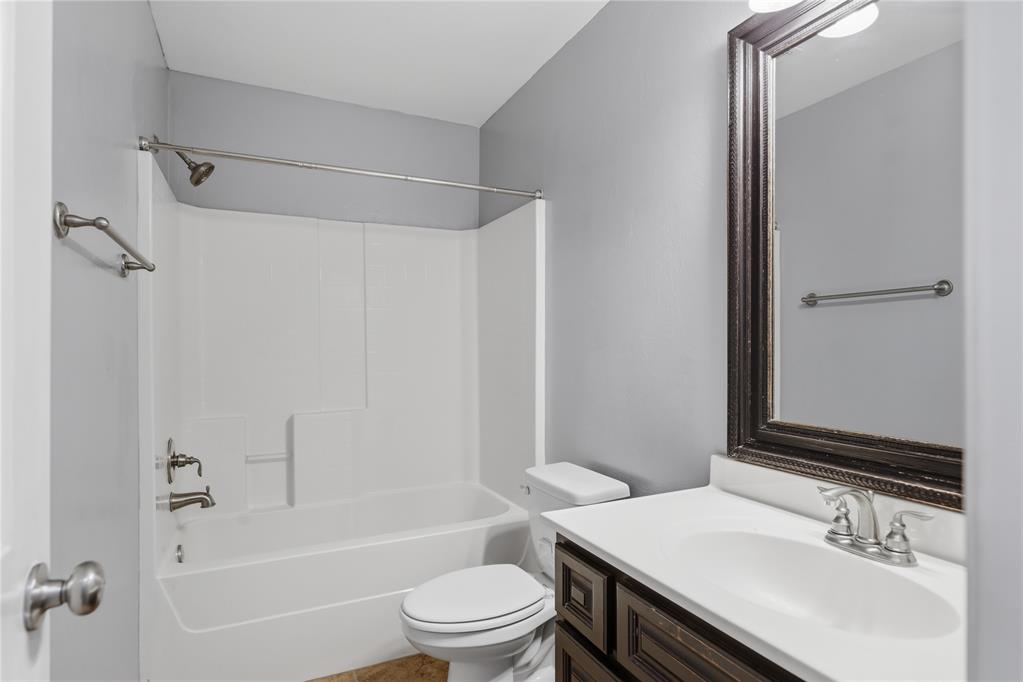 605 Inverleith Circle Property Photo 24