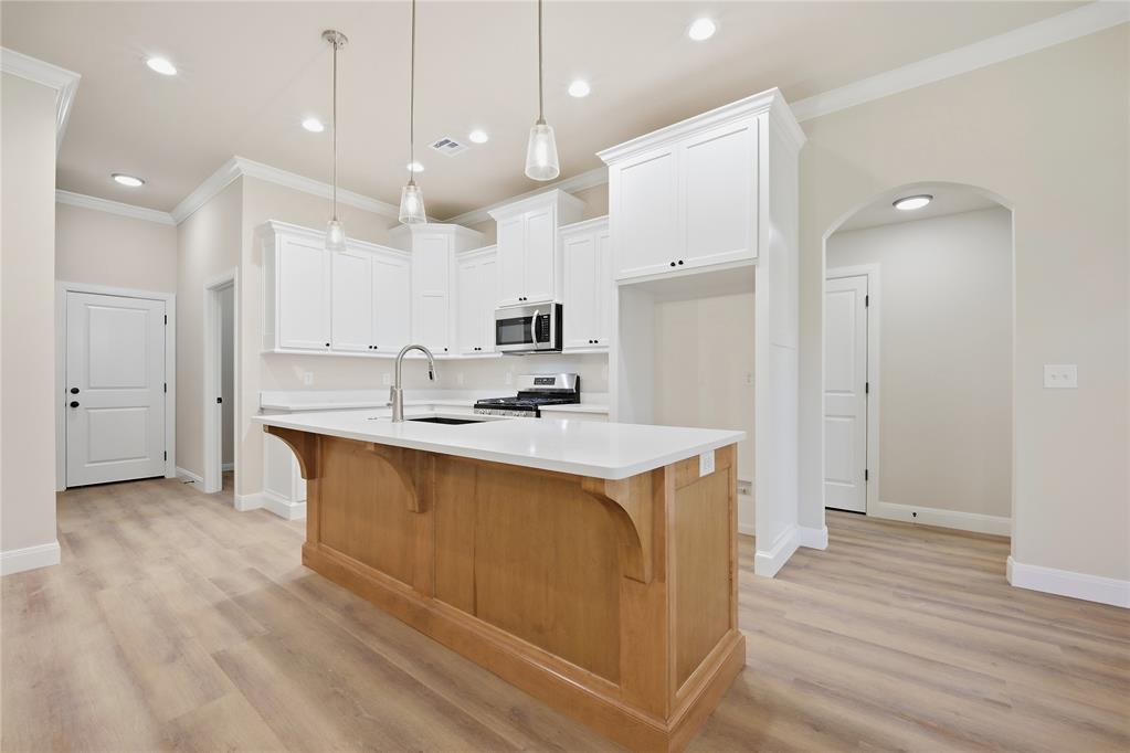 667 Almond Blossom Road Property Photo 7