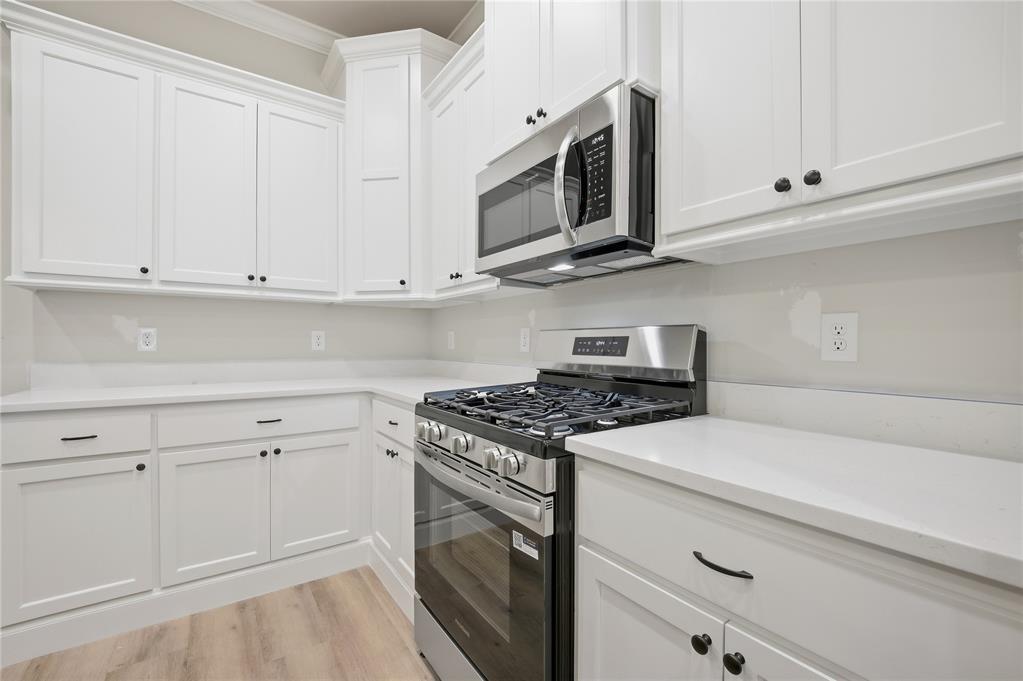 667 Almond Blossom Road Property Photo 8