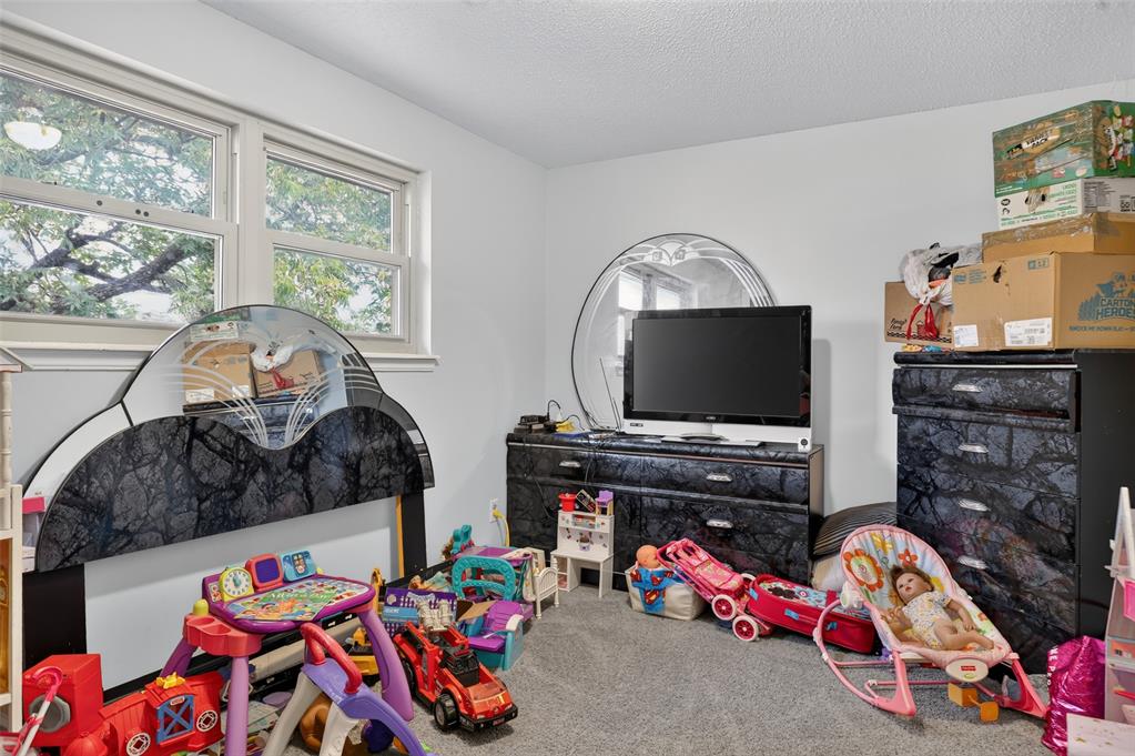 4736 S Newport Drive Property Photo 27